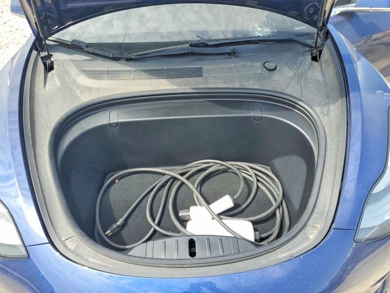 48136426 :رقم المزاد ، 5YJ3E1EB8JF185416 vin ، 2018 Tesla Model 3 مزاد بيع