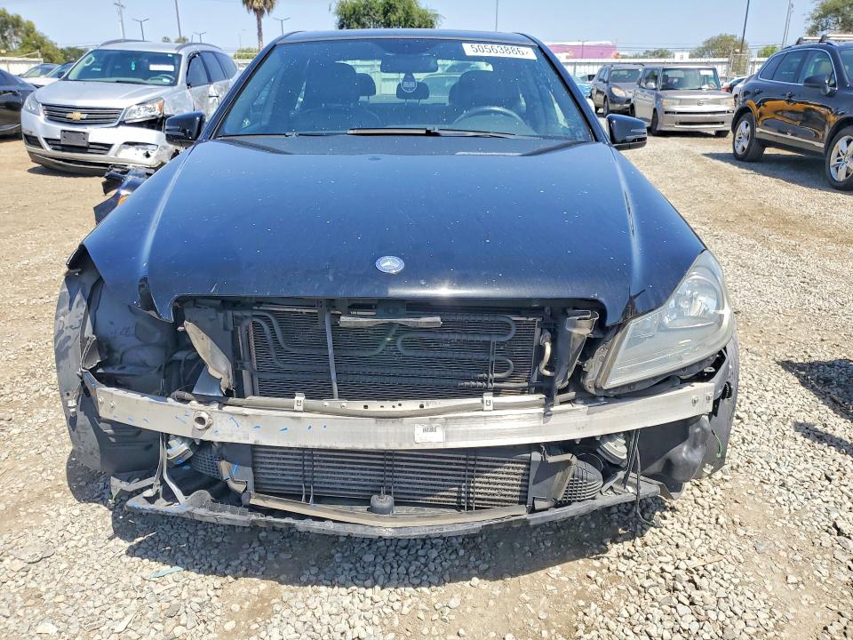 Продажа на аукционе авто 2013 Mercedes-benz C, vin: WDDGF4HB2DA782088, номер лота: 50563886