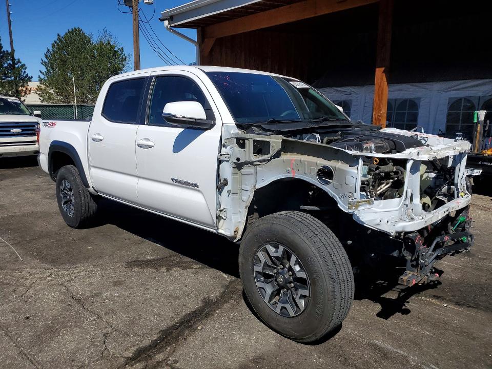 Продажа на аукционе авто 2017 Toyota Tacoma, vin: 3TMCZ5ANXHM065618, номер лота: 48675106