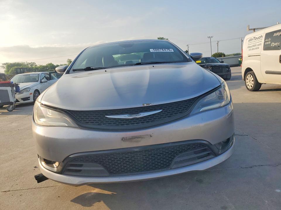 50078476 :رقم المزاد ، 1C3CCCBG3FN614766 vin ، 2015 Chrysler 200 مزاد بيع
