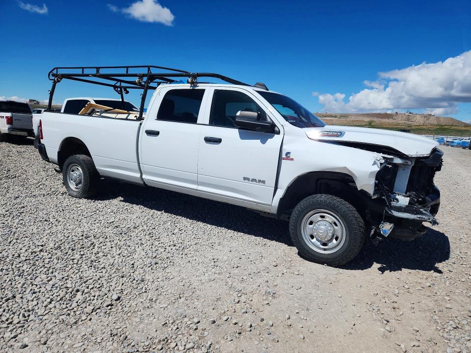78319975 :رقم المزاد ، 3C6UR5HL9KG570314 vin ، 2019 Ram 2500 مزاد بيع