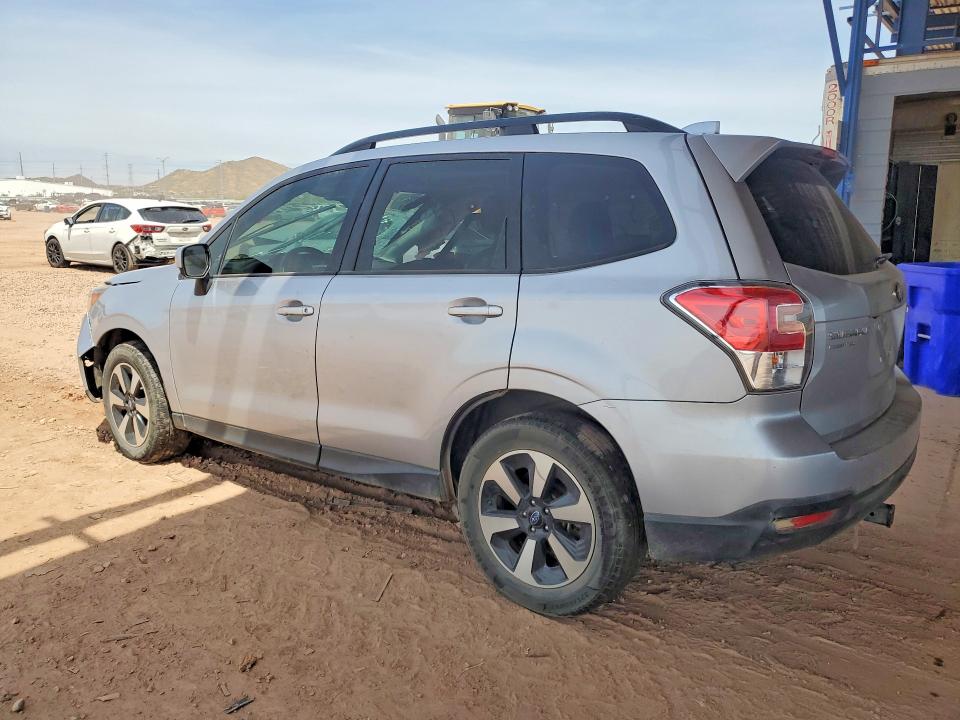 51042656 :رقم المزاد ، JF2SJADCXJH553145 vin ، 2018 Subaru Forester مزاد بيع