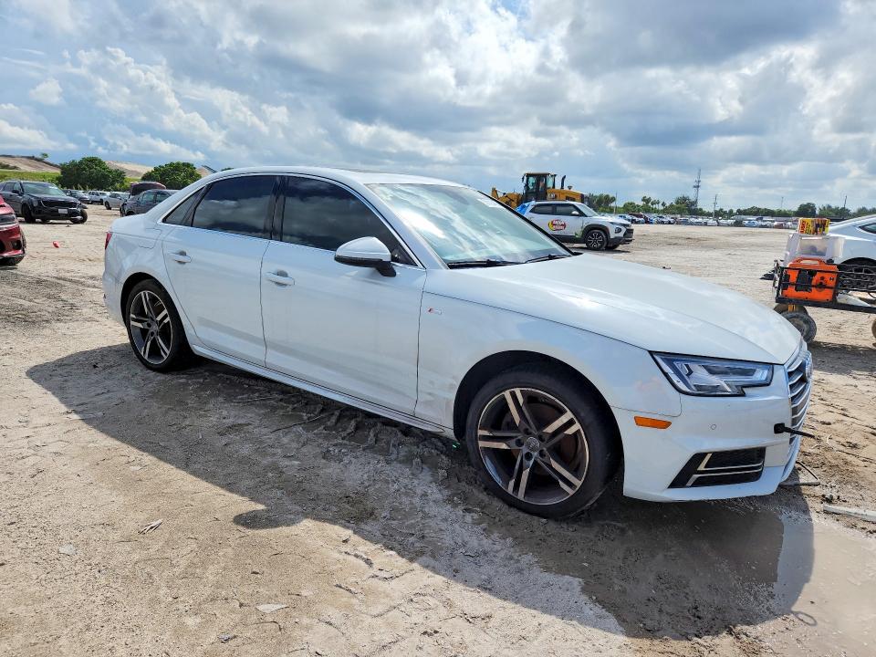 2018 Audi A4 მანქანა იყიდება აუქციონზე, vin: WAULMAF44JN009769, აუქციონის ნომერი: 51115496