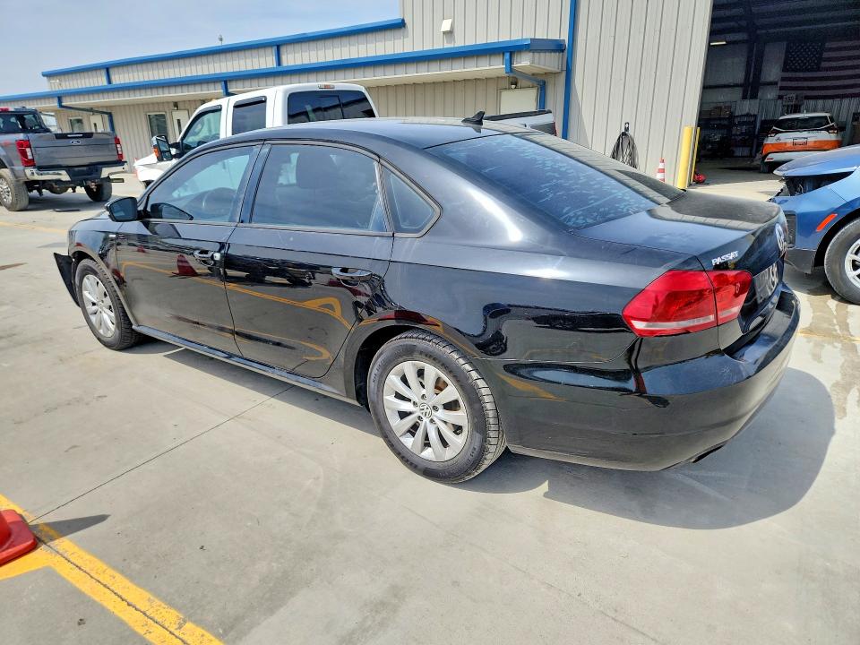 49303116 :رقم المزاد ، 1VWAT7A36EC091369 vin ، 2014 Volkswagen Passat مزاد بيع