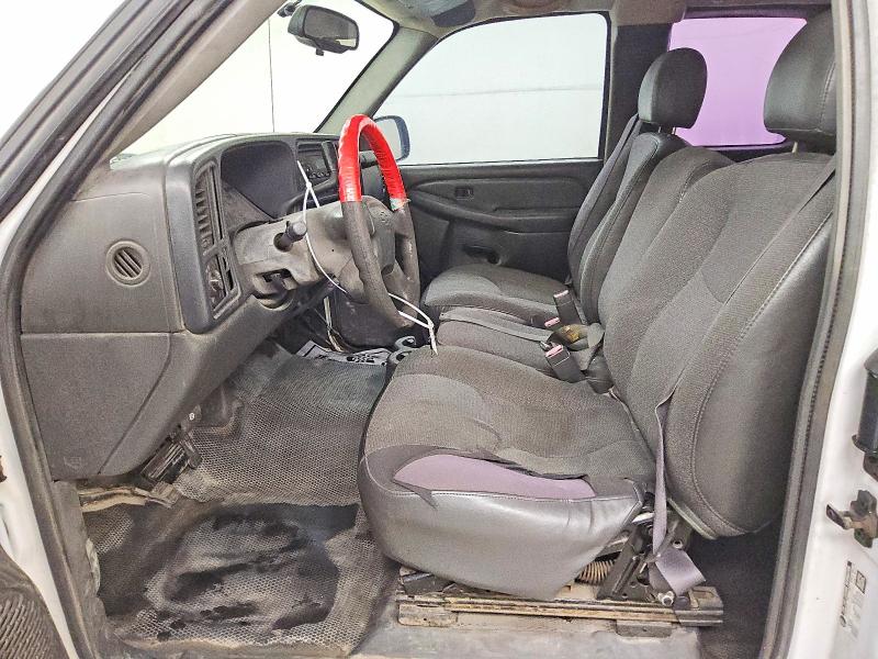 2004 Chevrolet Silverado მანქანა იყიდება აუქციონზე, vin: 1GCEC19T84E195497, აუქციონის ნომერი: 49453976