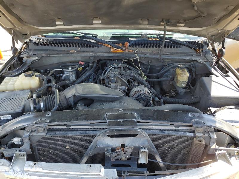 2001 Chevrolet Suburban მანქანა იყიდება აუქციონზე, vin: 3GNEC16T51G107232, აუქციონის ნომერი: 48916146