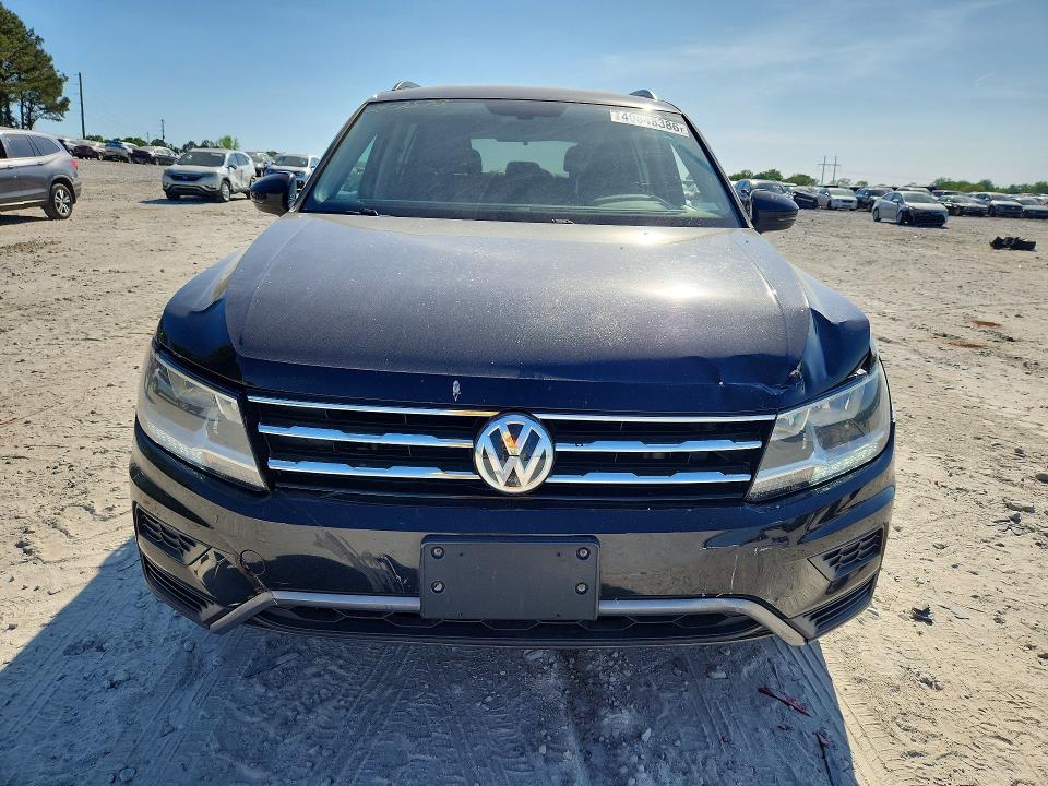 Продаж на аукціоні авто 2018 Volkswagen Tiguan, vin: 3VV3B7AX0JM108145, номер лоту: 49848386