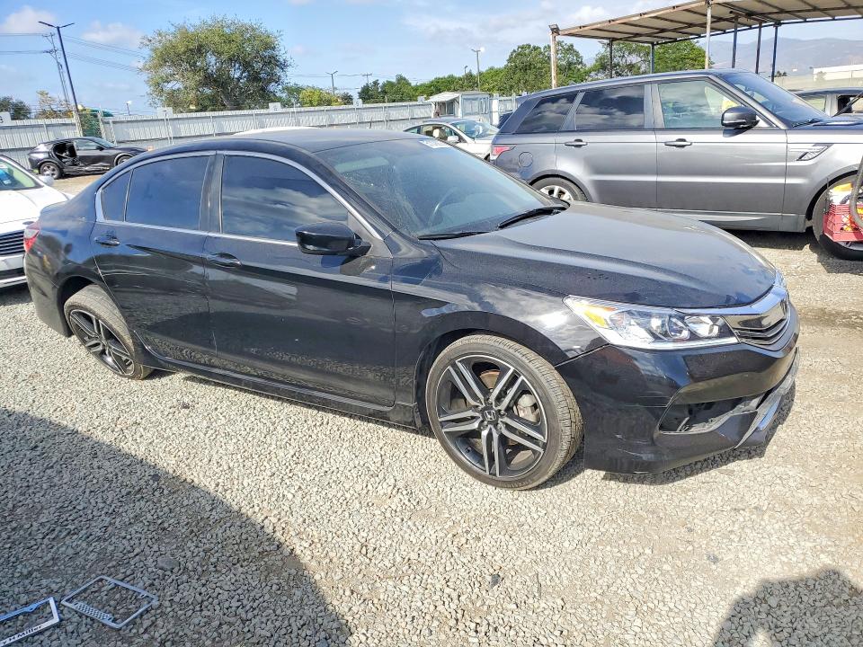 Продажа на аукционе авто 2017 Honda Accord, vin: 1HGCR2F59HA174366, номер лота: 51378076