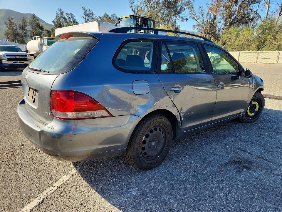 48991976 :رقم المزاد ، 3VWPP7AJ2DM636560 vin ، 2013 Volkswagen Jetta مزاد بيع