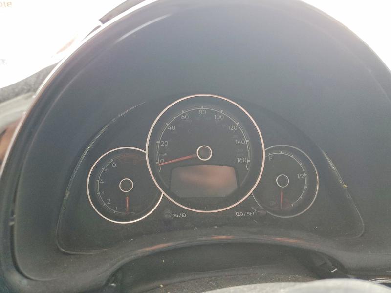 49736626 :رقم المزاد ، 3VWFD7AT6KM711800 vin ، 2019 Volkswagen Beetle مزاد بيع