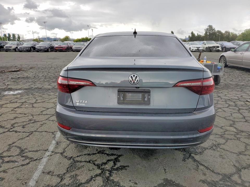 49748346 :رقم المزاد ، 3VWC57BU8MM019189 vin ، 2021 Volkswagen Jetta مزاد بيع