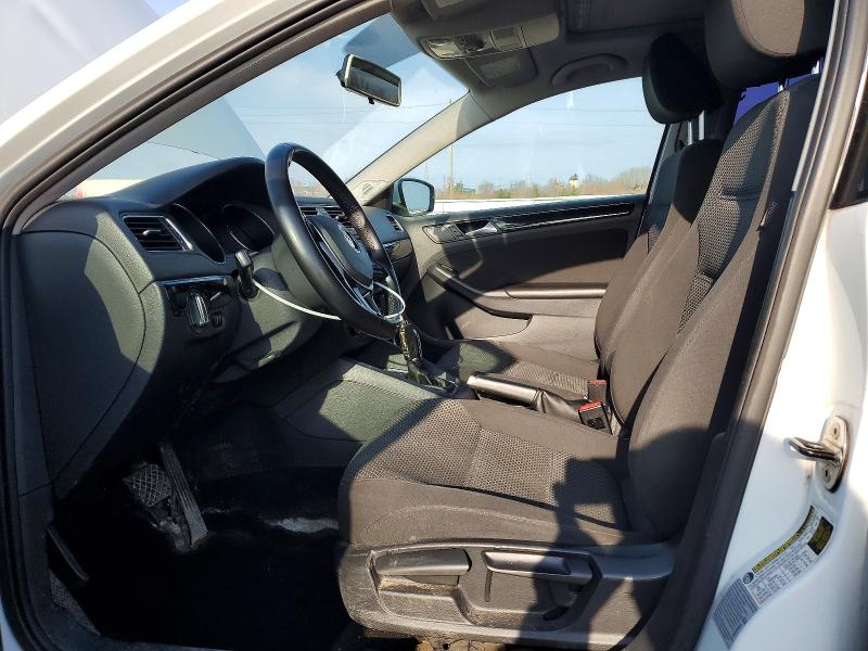 Продаж на аукціоні авто 2015 Volkswagen Jetta 1.8 Tsi 4dr, vin: 3VWD07AJ5FM351068, номер лоту: 49988546