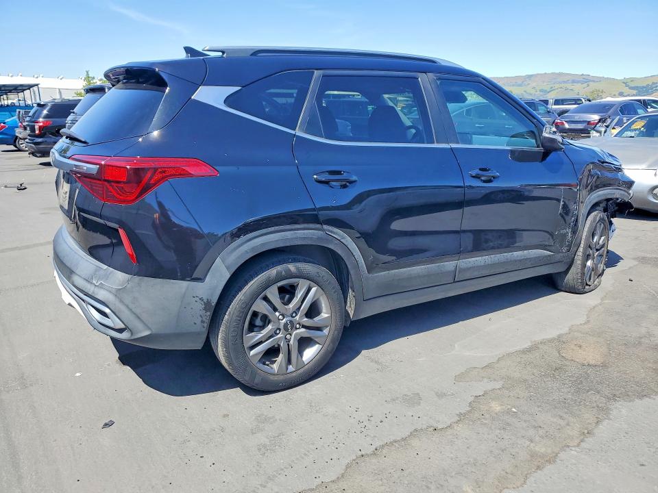 50521666 :رقم المزاد ، KNDEU2AA9N7311602 vin ، 2022 Kia Seltos مزاد بيع
