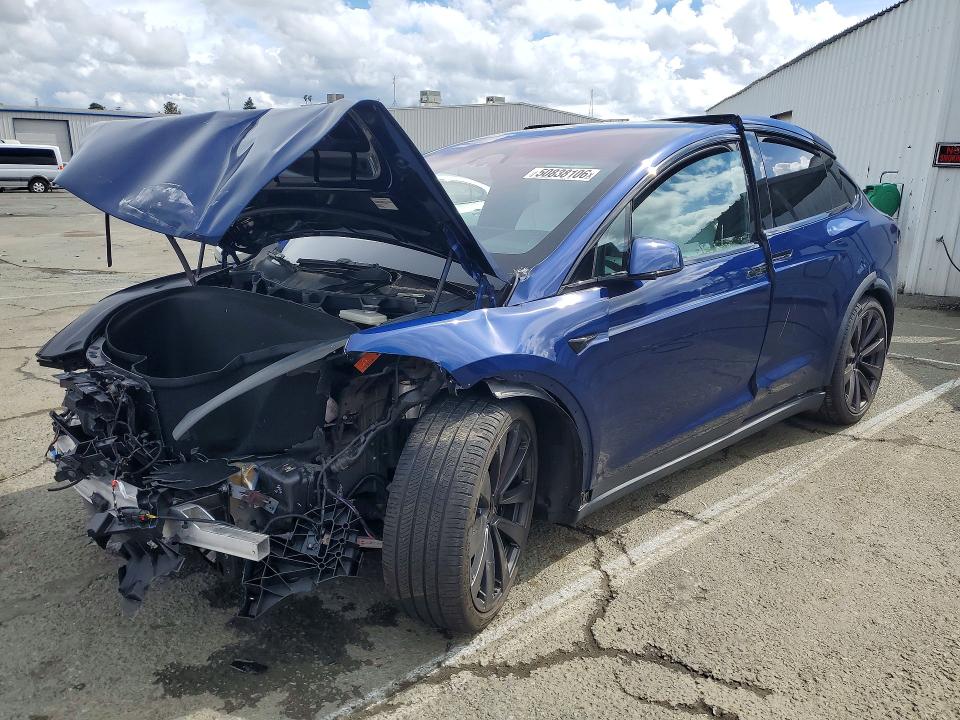 50838106 :رقم المزاد ، 7SAXCBE53PF366359 vin ، 2023 Tesla Model X مزاد بيع