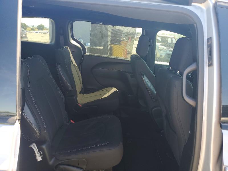 50503866 :رقم المزاد ، 2C4RC1FG7KR532122 vin ، 2019 Chrysler Pacifica مزاد بيع