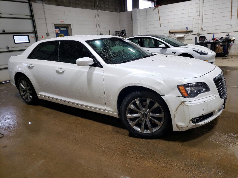 48554856 :رقم المزاد ، 2C3CCAGG6EH357414 vin ، 2014 Chrysler 300 مزاد بيع