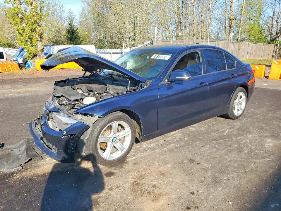 48804676 :رقم المزاد ، WBA3C1C50DF440463 vin ، 2013 Bmw 328 مزاد بيع