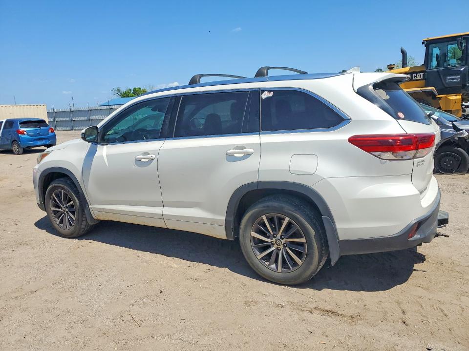 2018 Toyota Highlander მანქანა იყიდება აუქციონზე, vin: 5TDJZRFH4JS528974, აუქციონის ნომერი: 49204216