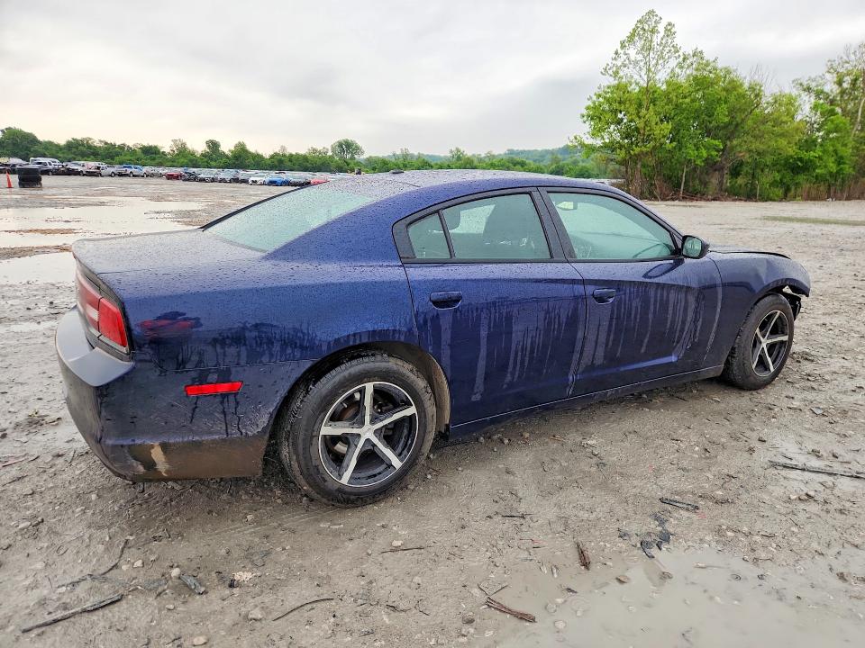 51552406 :رقم المزاد ، 2C3CDXBG4DH563319 vin ، 2013 Dodge Charger مزاد بيع