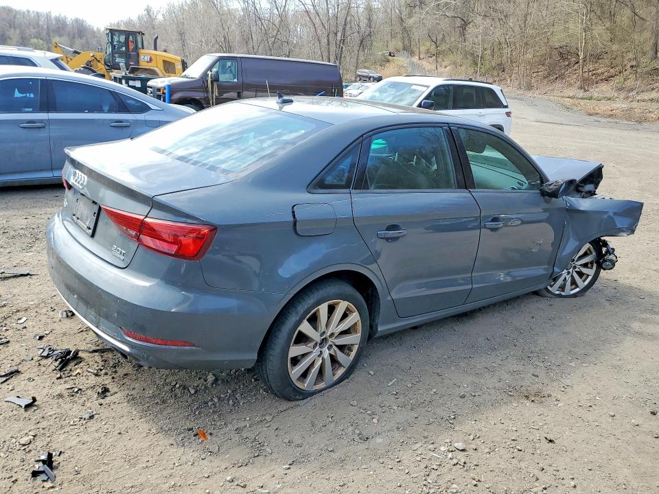 2017 Audi A3 მანქანა იყიდება აუქციონზე, vin: WAUB8GFF0H1059736, აუქციონის ნომერი: 49645086