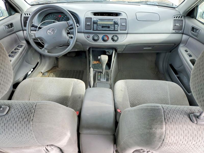 52040746 :رقم المزاد ، 4T1BE32K64U893571 vin ، 2004 Toyota Camry مزاد بيع