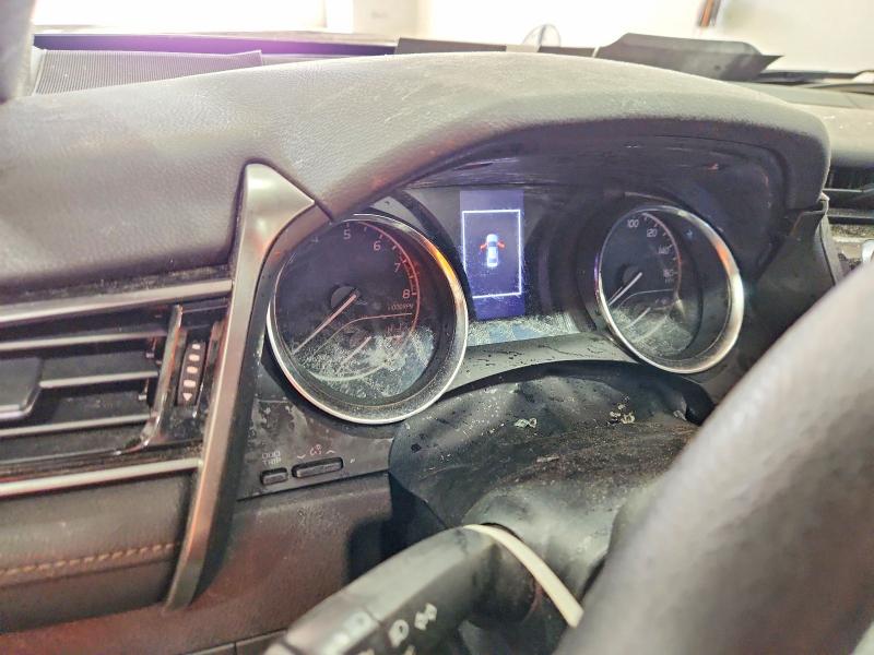 50335856 :رقم المزاد ، 4T1C11AK8LU989951 vin ، 2020 Toyota Camry مزاد بيع