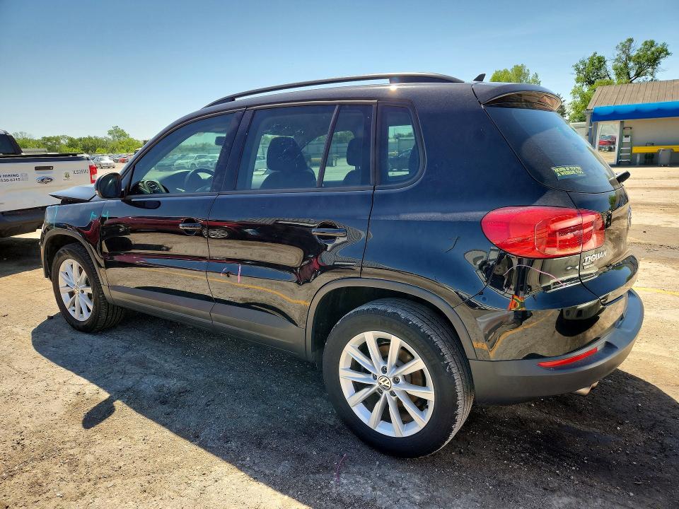 50450696 :رقم المزاد ، WVGAV7AXXJK004181 vin ، 2018 Volkswagen Tiguan Limited مزاد بيع