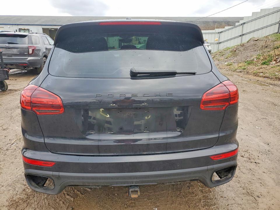 48745446 :رقم المزاد ، WP1AA2A20GKA08092 vin ، 2016 Porsche Cayenne مزاد بيع