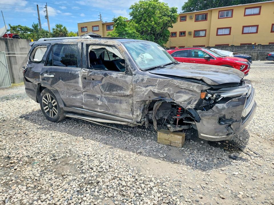 51814926 :رقم المزاد ، JTEDU5JR5P5293399 vin ، 2023 Toyota 4runner مزاد بيع