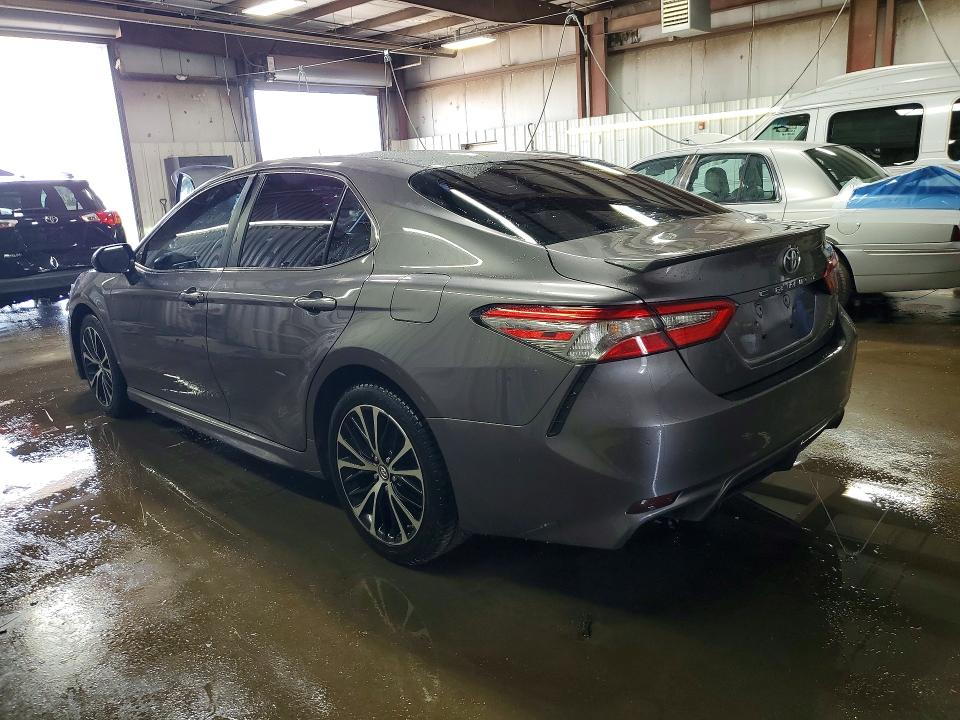 Продаж на аукціоні авто 2018 Toyota Camry, vin: 4T1B11HKXJU070919, номер лоту: 51302836