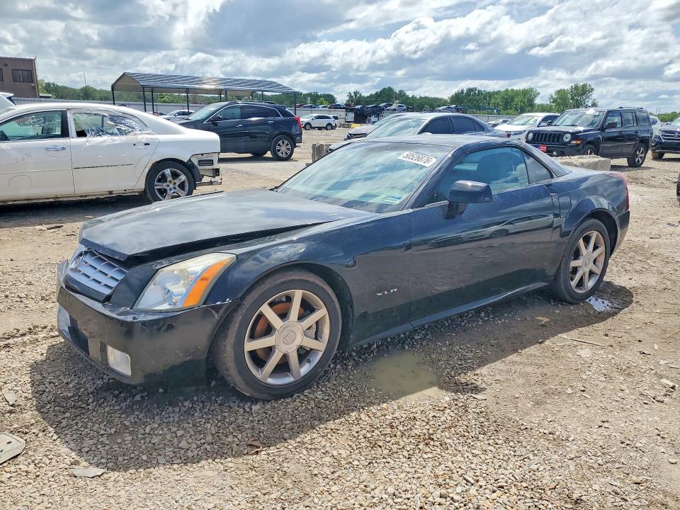 50526876 :رقم المزاد ، 1G6YV34A755601797 vin ، 2005 Cadillac Xlr مزاد بيع