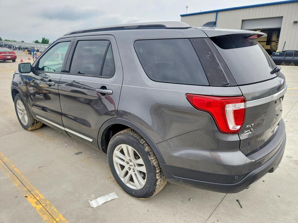 50994206 :رقم المزاد ، 1FM5K8D86JGA65695 vin ، 2018 Ford Explorer مزاد بيع