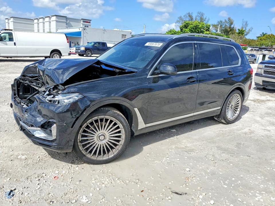 49567676 :رقم المزاد ، 5UXCW2C07M9G50529 vin ، 2021 Bmw X7 مزاد بيع