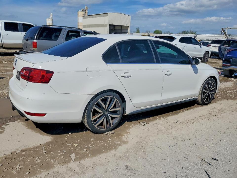 48851256 :رقم المزاد ، 3VW567AJ9CM409262 vin ، 2012 Volkswagen Jetta مزاد بيع