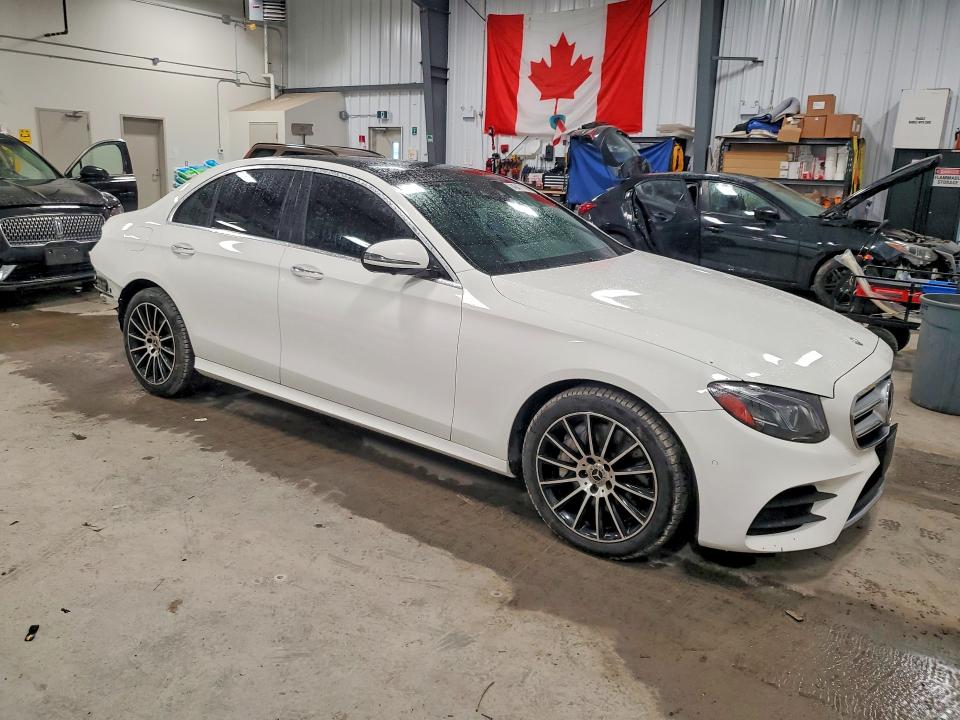49471106 :رقم المزاد ، WDDZF6GB4JA465480 vin ، 2018 Mercedes-benz E مزاد بيع