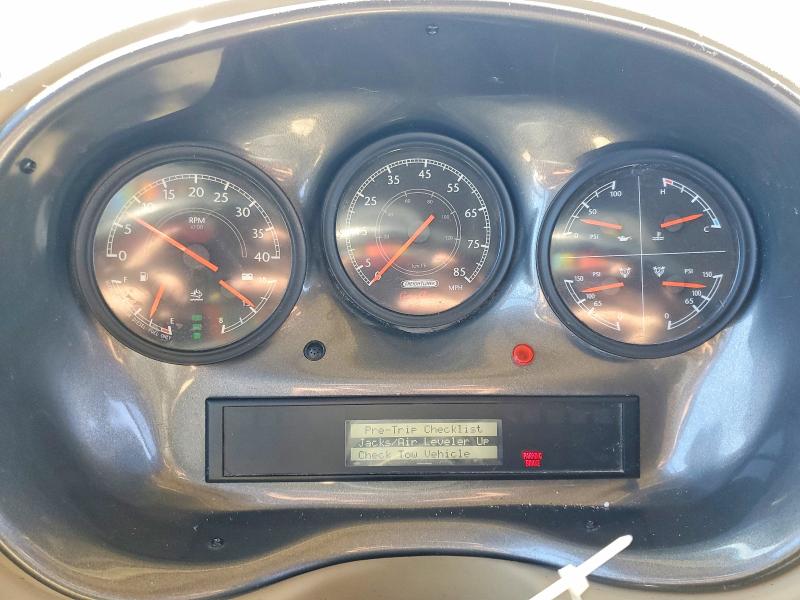Продаж на аукціоні авто 2018 Freightliner Chassis Xc, vin: 4UZACWFC9JCJS6806, номер лоту: 49060816