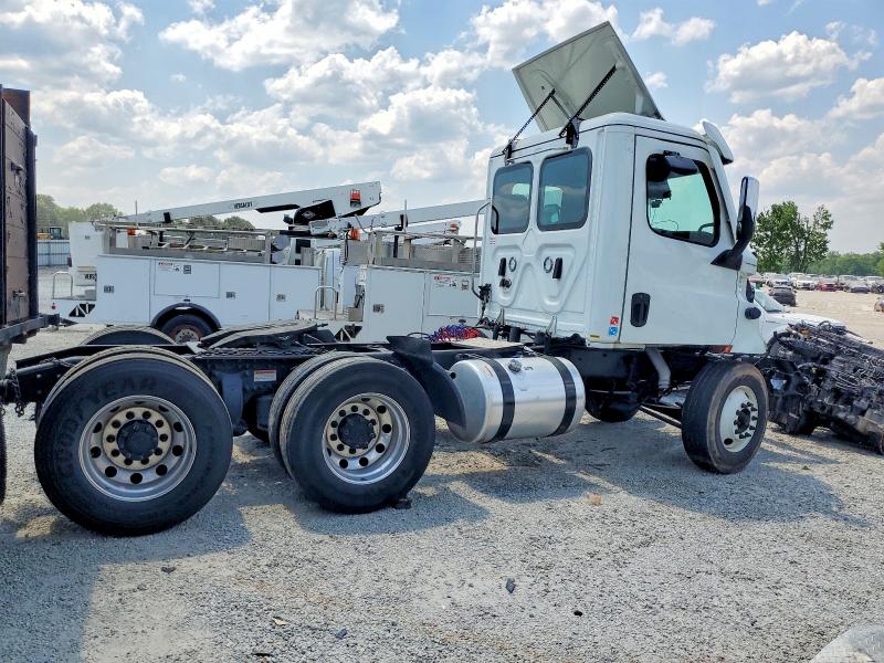 Продажа на аукционе авто 2024 Freightliner Cascadia 126, vin: 3AKJHLDR0RDUP6866, номер лота: 50150926