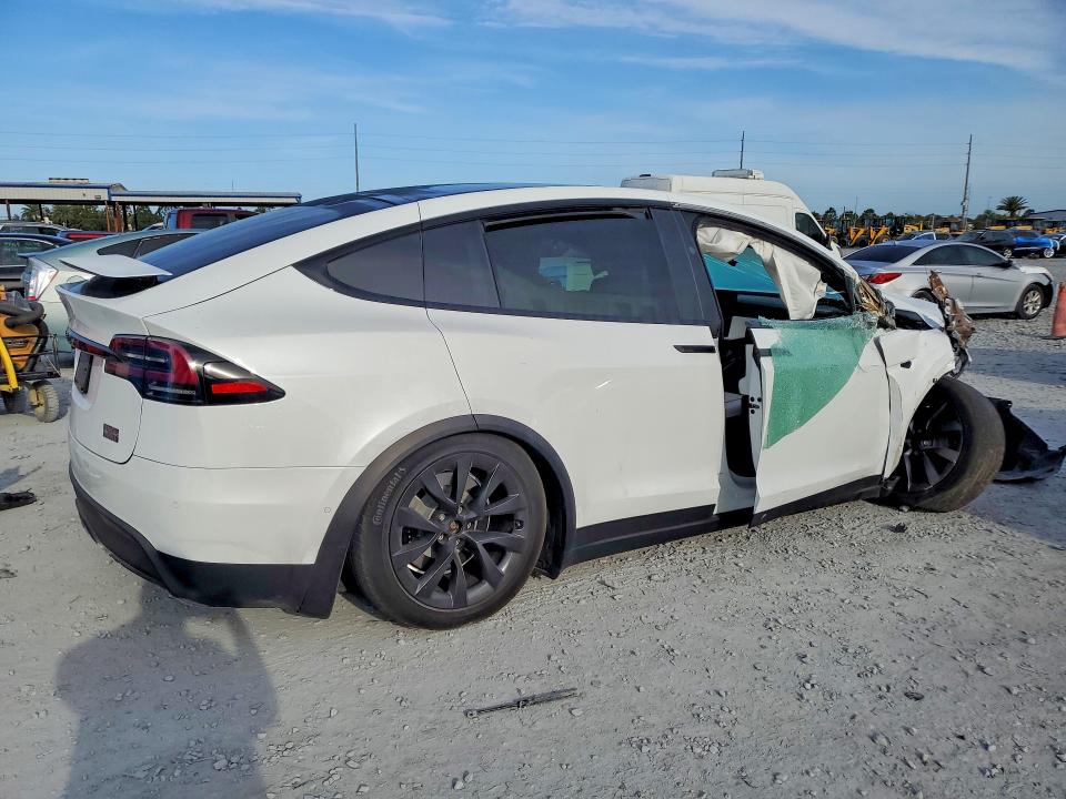 Продаж на аукціоні авто 2022 Tesla Model X, vin: 7SAXCBE60NF355101, номер лоту: 51558836