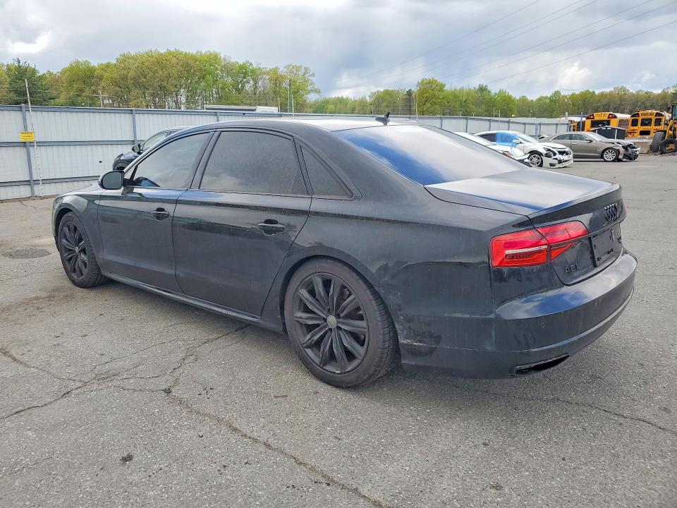 50639256 :رقم المزاد ، WAU44AFD1JN000421 vin ، 2018 Audi A8 مزاد بيع