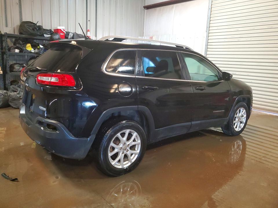 49089106 :رقم المزاد ، 1C4PJMCB2JD500493 vin ، 2018 Jeep Cherokee مزاد بيع