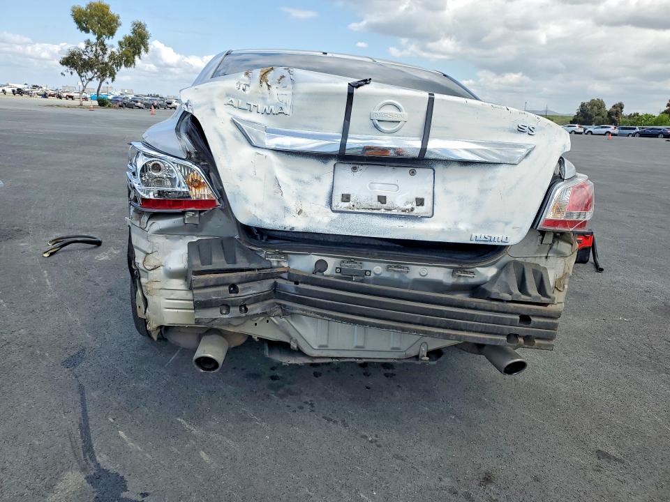 51515586 :رقم المزاد ، 1N4AL3AP7FC186206 vin ، 2015 Nissan Altima مزاد بيع
