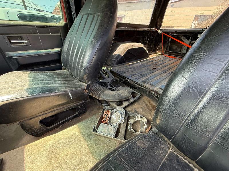 51658376 :رقم المزاد ، 1GNEV18K7JF186175 vin ، 1988 Chevrolet Blazer مزاد بيع