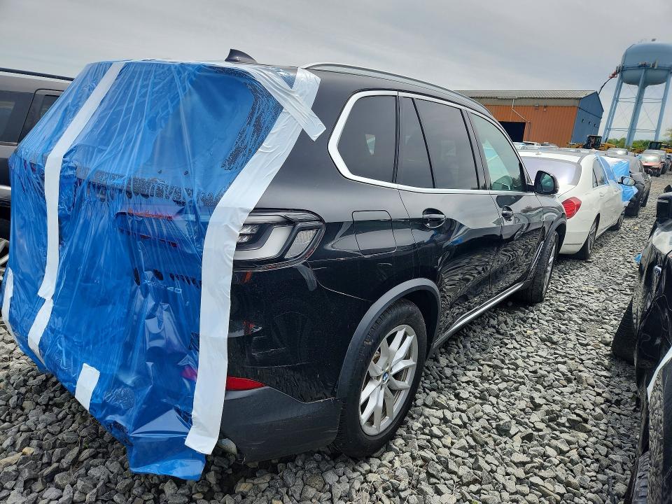 50575826 :رقم المزاد ، 5UXCR6C09M9F73306 vin ، 2021 Bmw X5 مزاد بيع