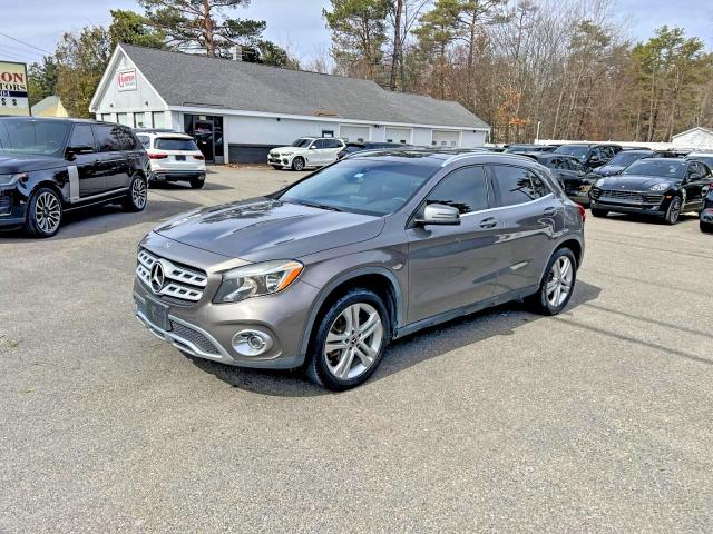 52001026 :رقم المزاد ، WDCTG4EB0JJ442812 vin ، 2018 Mercedes-benz Gla مزاد بيع
