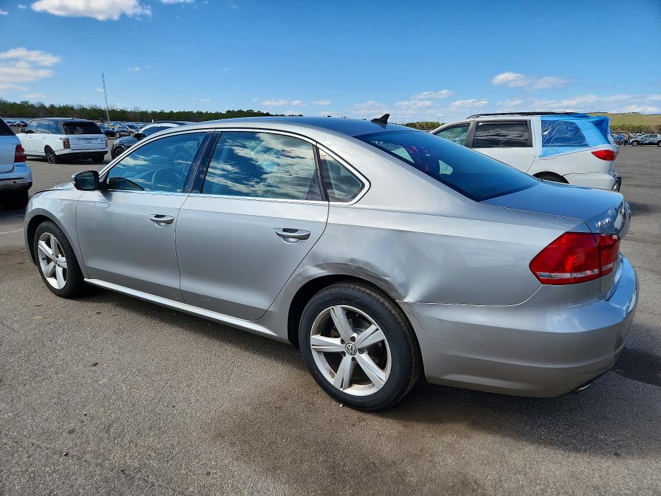 Продаж на аукціоні авто 2013 Volkswagen Passat, vin: 1VWBP7A35DC077437, номер лоту: 49114596
