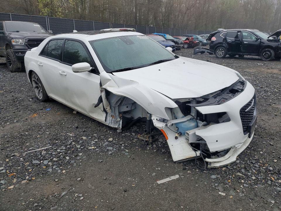 Продажа на аукционе авто 2018 Chrysler 300, vin: 2C3CCABG1JH201640, номер лота: 48453066