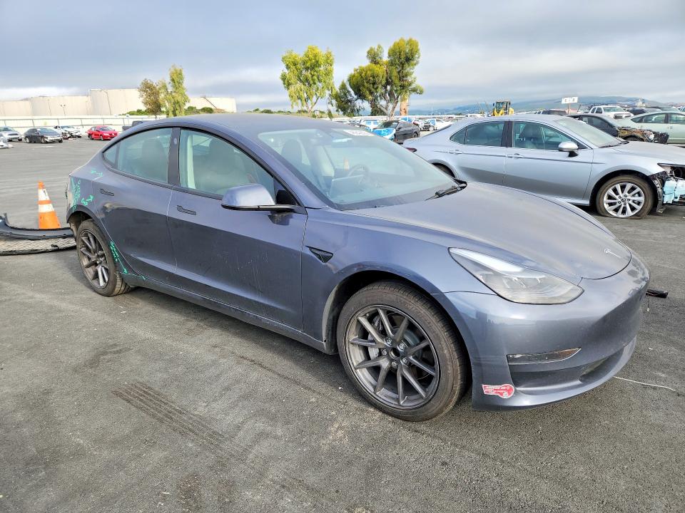46942696 :رقم المزاد ، 5YJ3E1EA1PF604318 vin ، 2023 Tesla Model 3 مزاد بيع