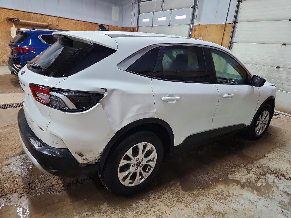 Продажа на аукционе авто 2023 Ford Escape, vin: 1FMCU9GN2PUA05870, номер лота: 49904406