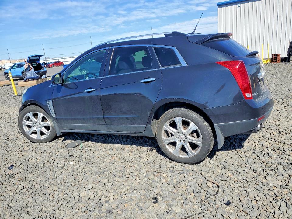 48793366 :رقم المزاد ، 3GYFNJE36DS590556 vin ، 2013 Cadillac Srx مزاد بيع