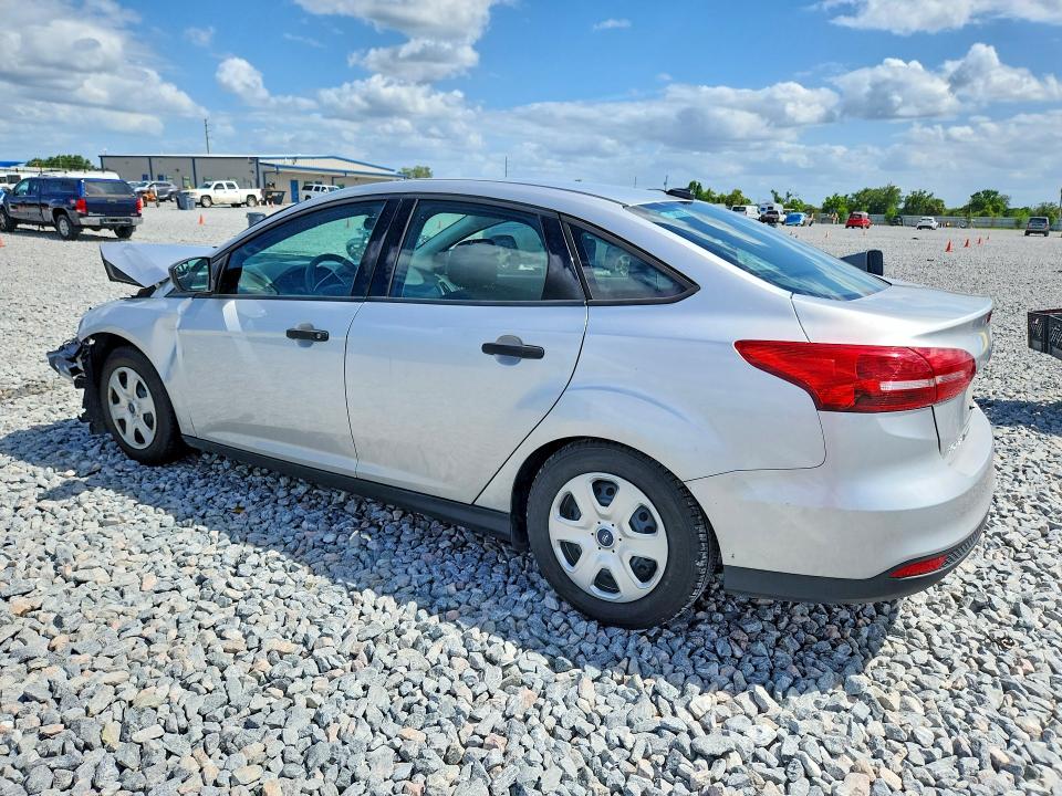 2016 Ford Focus მანქანა იყიდება აუქციონზე, vin: 1FADP3E27GL324571, აუქციონის ნომერი: 49625516